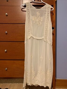 Zara Cream Embroidered Lace Midi Dress